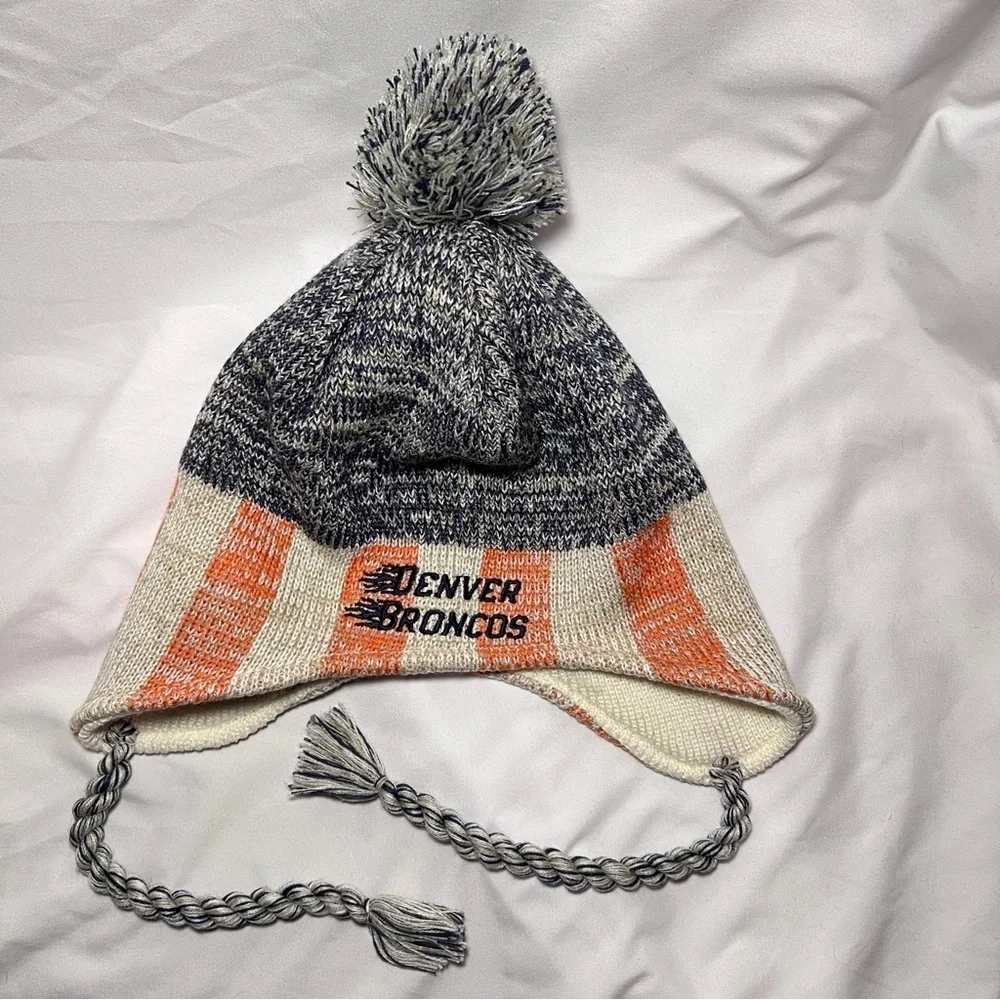 NFL 🏈 Denver Broncos Vintage Reebok Beanie (Great condition)